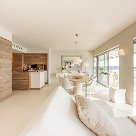 Apartment 152 Boulevard Eugene Gazagnaire Cannes
